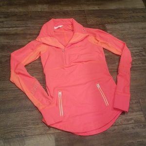 NWOT Lululemon pullover